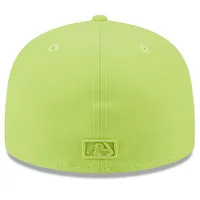 Men's New Era Neon Green San Francisco Giants 2023 Spring Color Basic 59FIFTY Fitted Hat