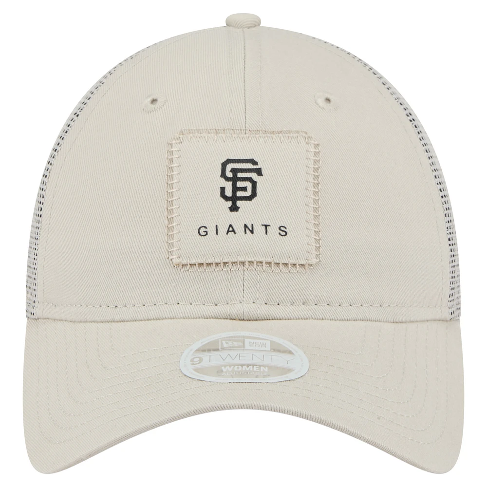 Casquette ajustable 9TWENTY à point carré beige clair New Era pour femme des Giants de San Francisco