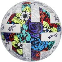 Ballon de football autographié par les San Jose Earthquakes lors de la saison 2022 de la MLS avec 25 signatures