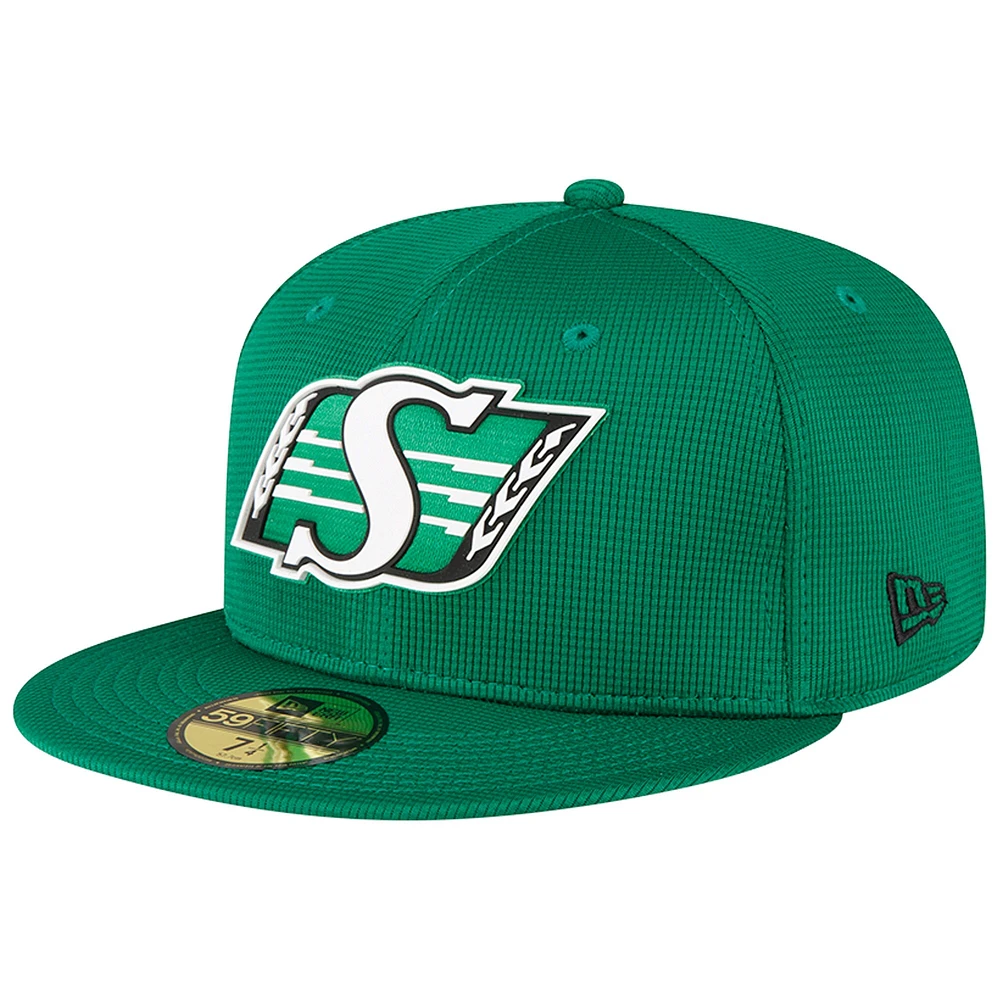 Casquette ajustée 59FIFTY Sideline des Roughriders de la Saskatchewan New Era verte pour homme