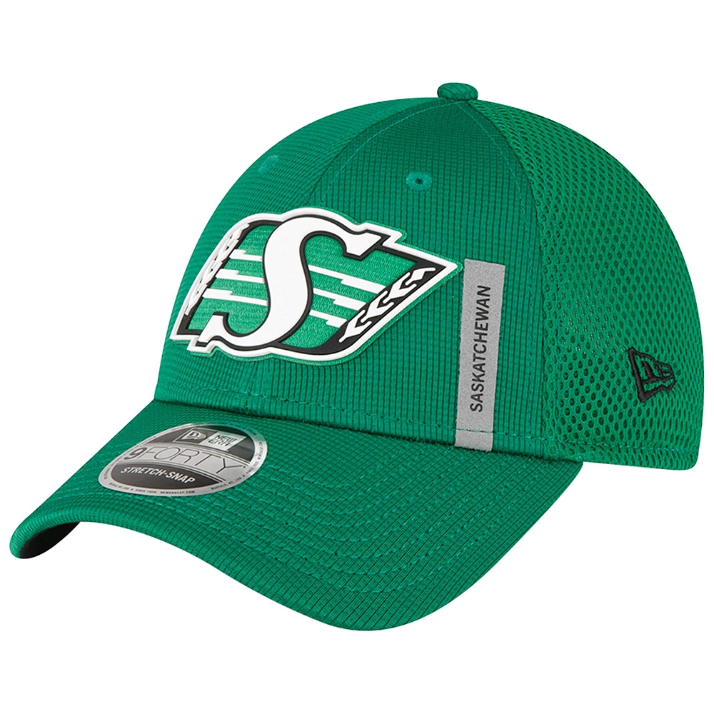 Casquette réglable 9FORTY Sideline des Roughriders de la Saskatchewan New Era verte pour homme