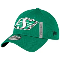 Casquette ajustable 9TWENTY Sideline des Roughriders de la Saskatchewan New Era verte pour homme