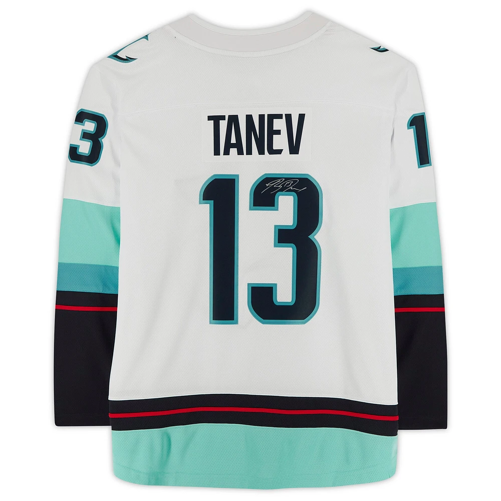 Maillot autographié par Brandon Tanev White Seattle Kraken Fanatics Breakaway avec patch de maillot de la saison inaugurale