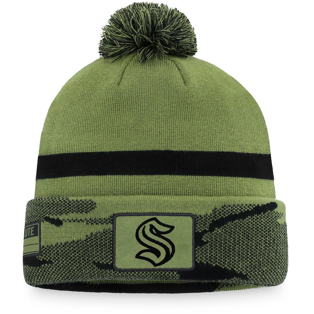 Bonnet en tricot à revers avec pompon Fanatics Camo Seattle Kraken pour hommes