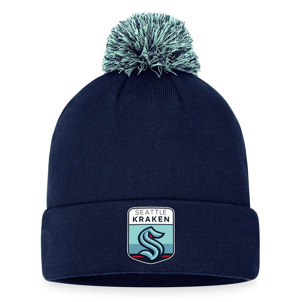 Bonnet en tricot à revers authentique Pro avec pompon Fanatics Deep Sea Blue Seattle Kraken 2023 NHL Draft