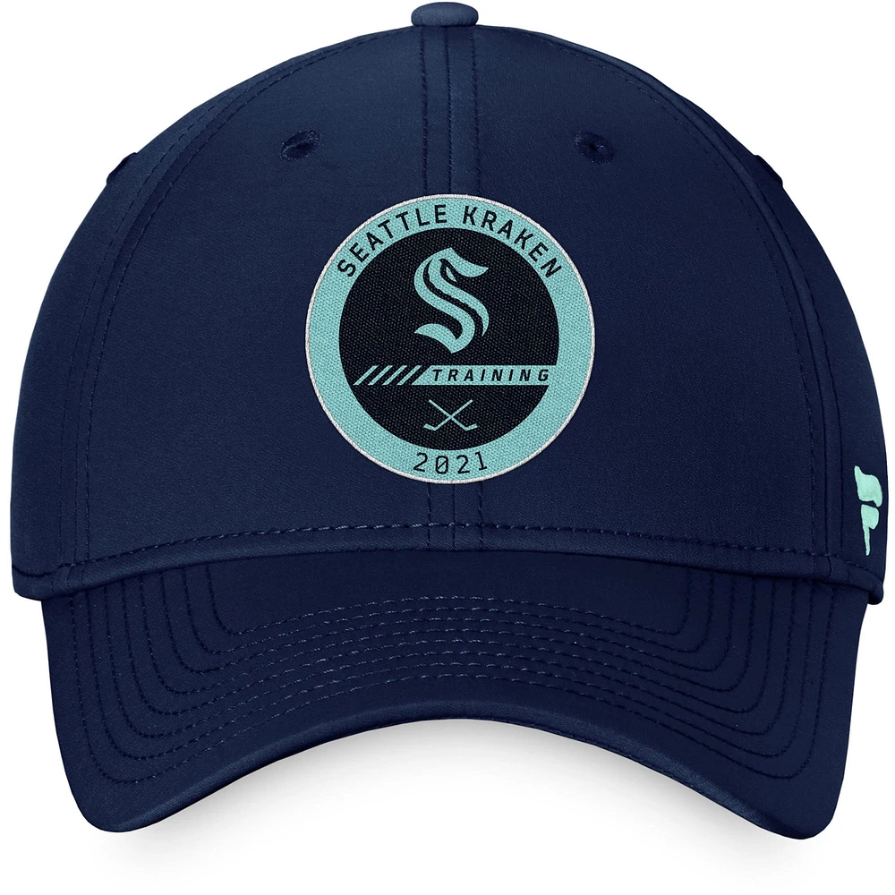 Camp d'entraînement professionnel authentique Seattle Kraken Fanatics Deep Sea Blue pour hommes - Casquette flexible