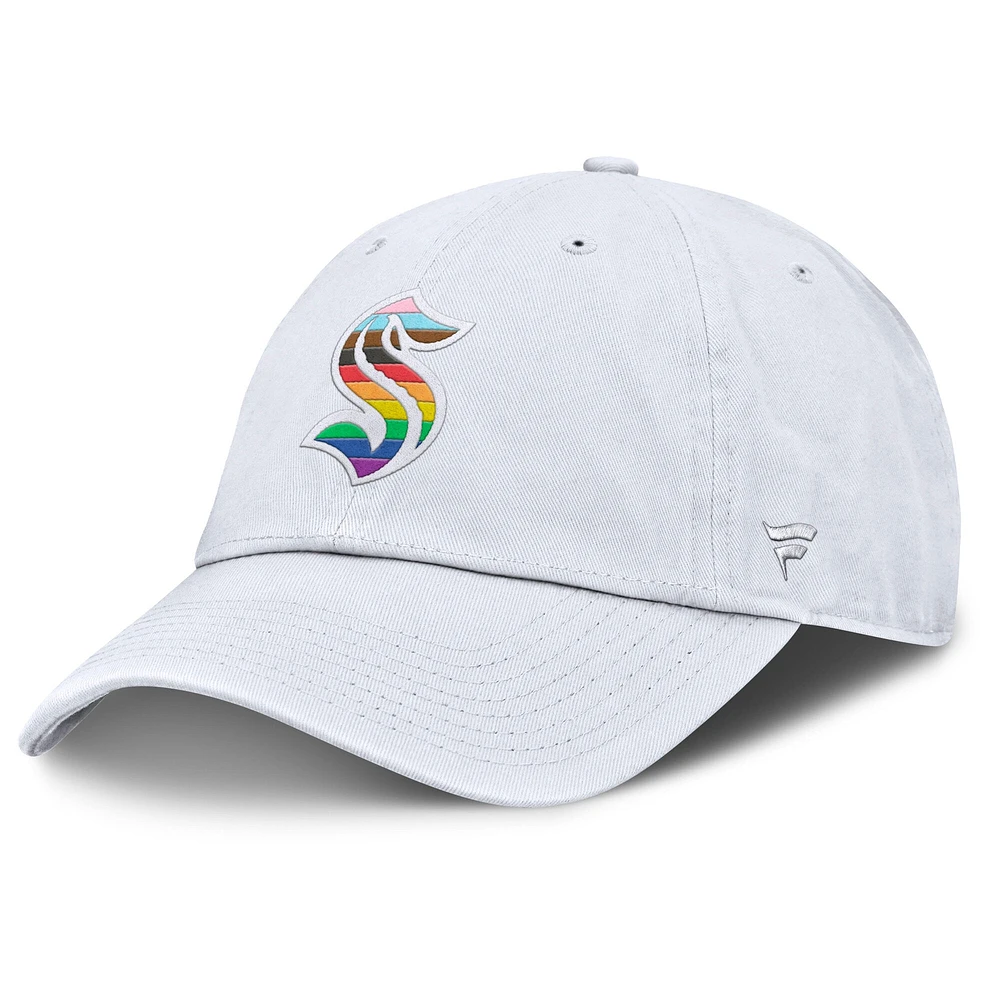 Casquette ajustable blanche Seattle Kraken PRIDE pour hommes Fanatics