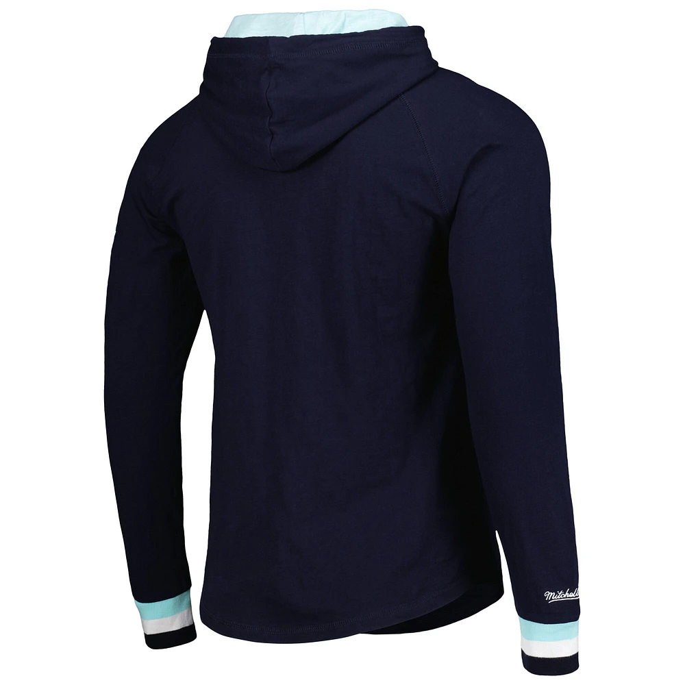 T-shirt à capuche manches longues pour hommes Mitchell & Ness Deep Sea Blue Seattle Kraken Legendary Slub
