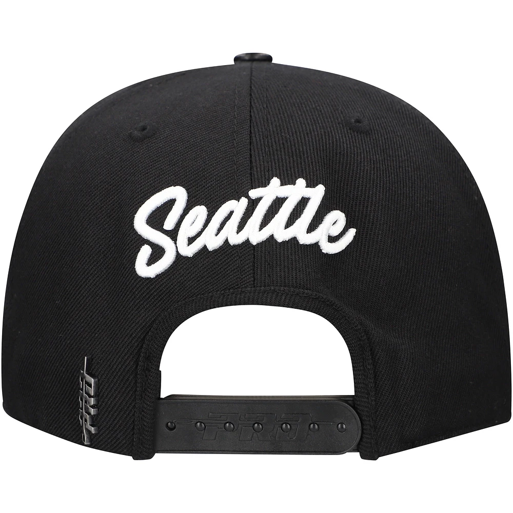 Casquette Snapback Pro Standard noire Seattle Kraken Paint the City Pinch Front pour hommes