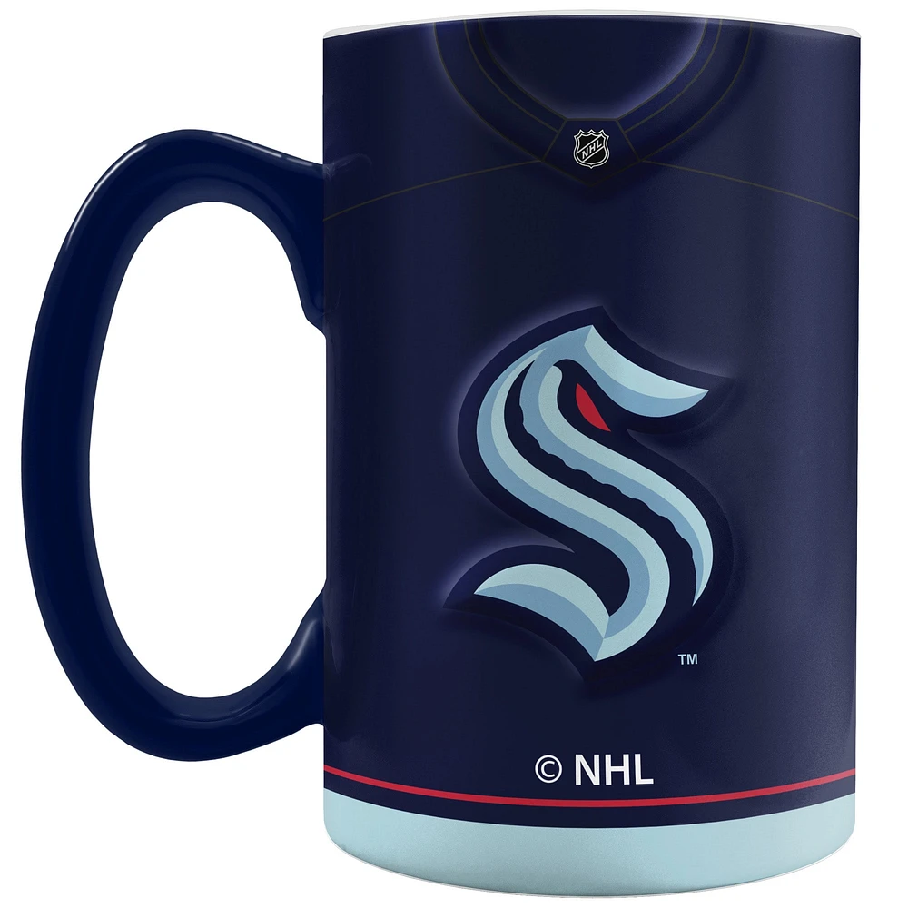 Le Sports Vault Seattle Kraken 20 oz. Tasse sculptée en jersey