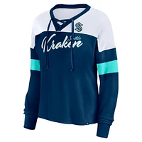 Fanatics Deep Sea Blue Seattle Kraken Take the Shot T-shirt à manches longues lacets et col en V pour femmes