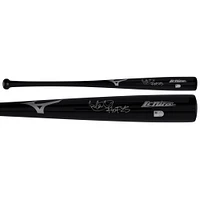 Batte de baseball Mizuno noire dédicacée par Ichiro Suzuki des Seattle Mariners avec inscription « HOF 25 »