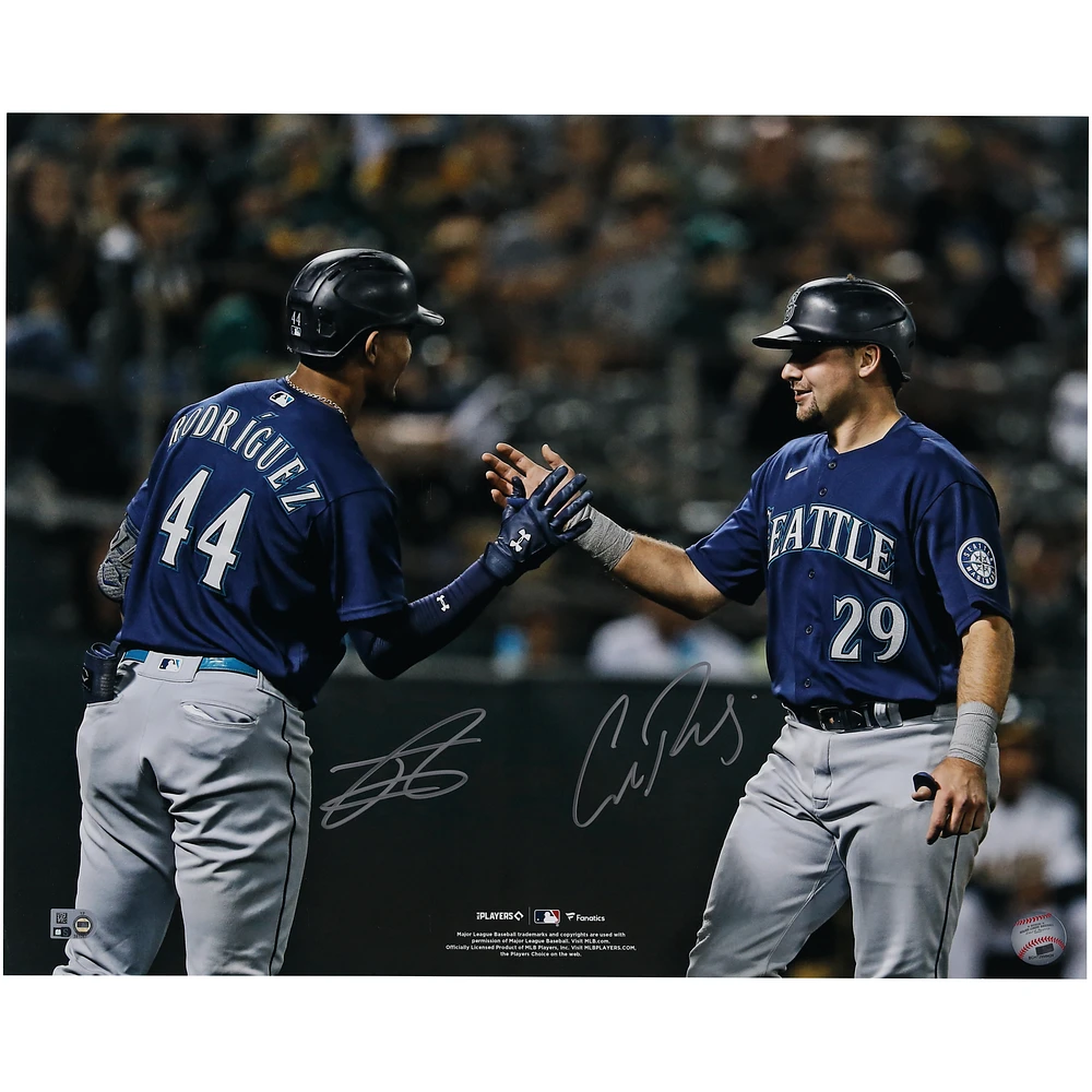 Photographie de célébration autographiée de 16" x 20" par Julio Rodríguez et Cal Raleigh des Mariners de Seattle