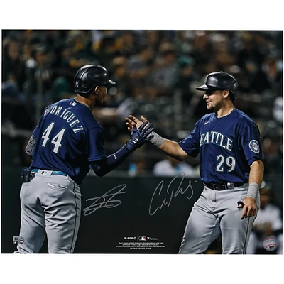 Photographie de célébration autographiée de 16" x 20" par Julio Rodríguez et Cal Raleigh des Mariners de Seattle