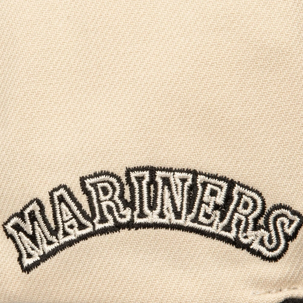 Men's Mitchell & Ness Cream Seattle Mariners Snapback Hat