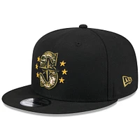 Casquette Snapback 9FIFTY pour la Journée des Forces armées 2024 New Era noire des Seattle Mariners pour hommes