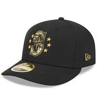 Casquette ajustée 59FIFTY à profil bas pour la Journée des forces armées 2024 Seattle Mariners New Era noire homme