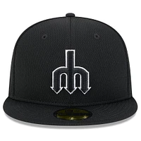 Men's New Era Black Seattle Mariners 2025 MLB Clubhouse 59FIFTY Fitted Hat