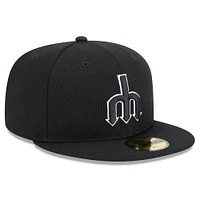Men's New Era Black Seattle Mariners 2025 MLB Clubhouse 59FIFTY Fitted Hat