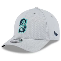 Casquette ajustable MLB Clubhouse 9FORTY M-Crown 2025 des Mariners de Seattle de New Era pour homme, gris