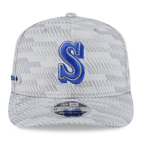 Men's New Era Gray Seattle Mariners 2025 MLB Clubhouse 9SEVENTY Stretch-Snap Hat