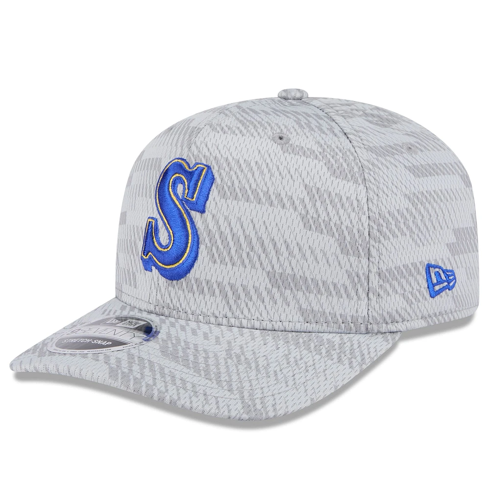 Men's New Era Gray Seattle Mariners 2025 MLB Clubhouse 9SEVENTY Stretch-Snap Hat