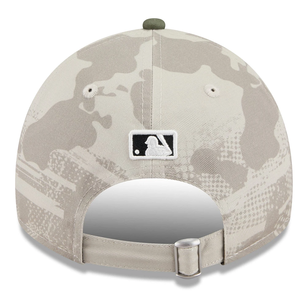 Men's New Era Light Beige/Olive Seattle Mariners 2025 Armed Forces Day 9TWENTY Adjustable Hat