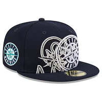 Casquette ajustée 59FIFTY New Era pour hommes des Seattle Mariners Game Day Overlap, bleu marine