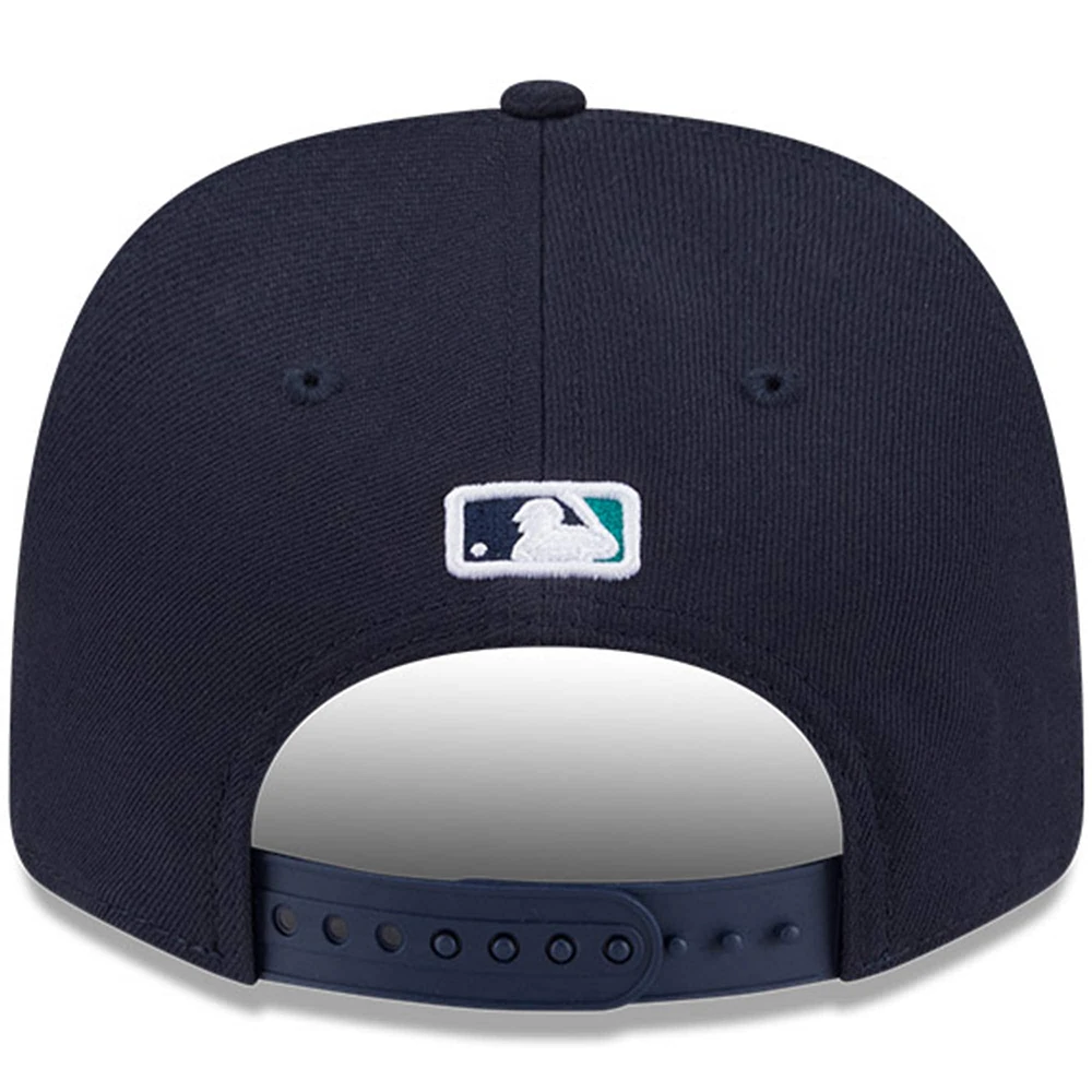 Casquette ajustable New Era 9SEVENTY bleu marine pour homme, réplique du joueur des Seattle Mariners