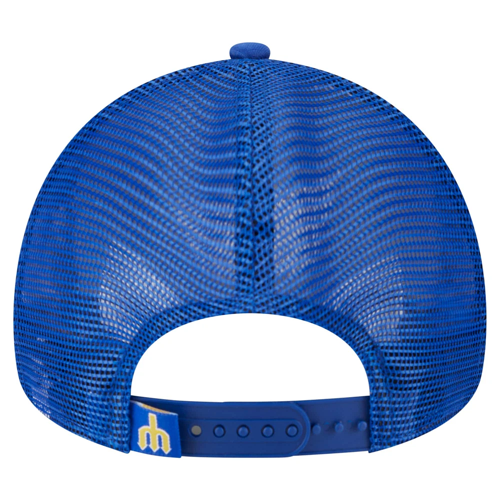 Men's New Era  Royal Seattle Mariners Distressed 9FORTY A-Frame Adjustable Trucker Hat