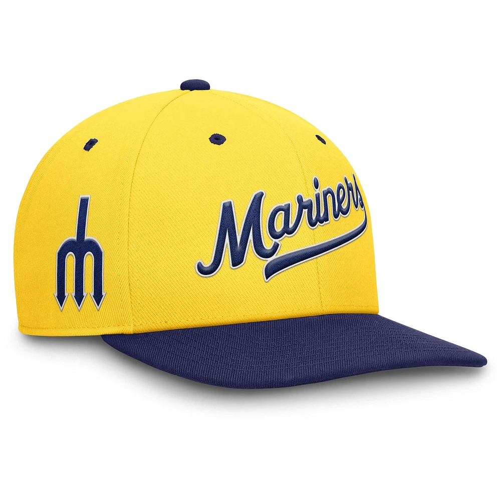 Casquette Nike Pro Performance Snapback Gold/Royal pour homme des Seattle Mariners Cooperstown Collection