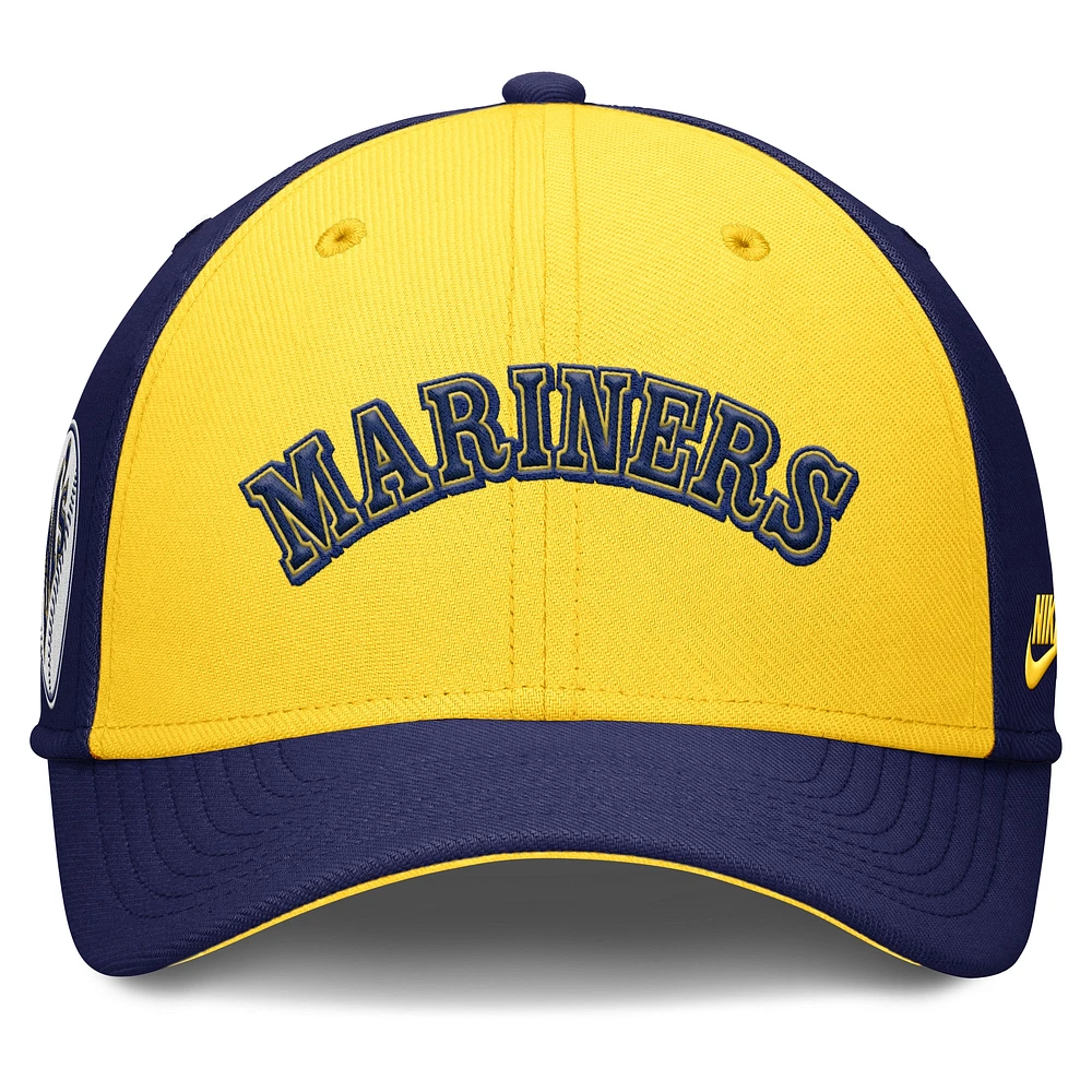 Casquette Nike Performance Flex Rise Swoosh bleu marine/doré pour homme des Seattle Mariners