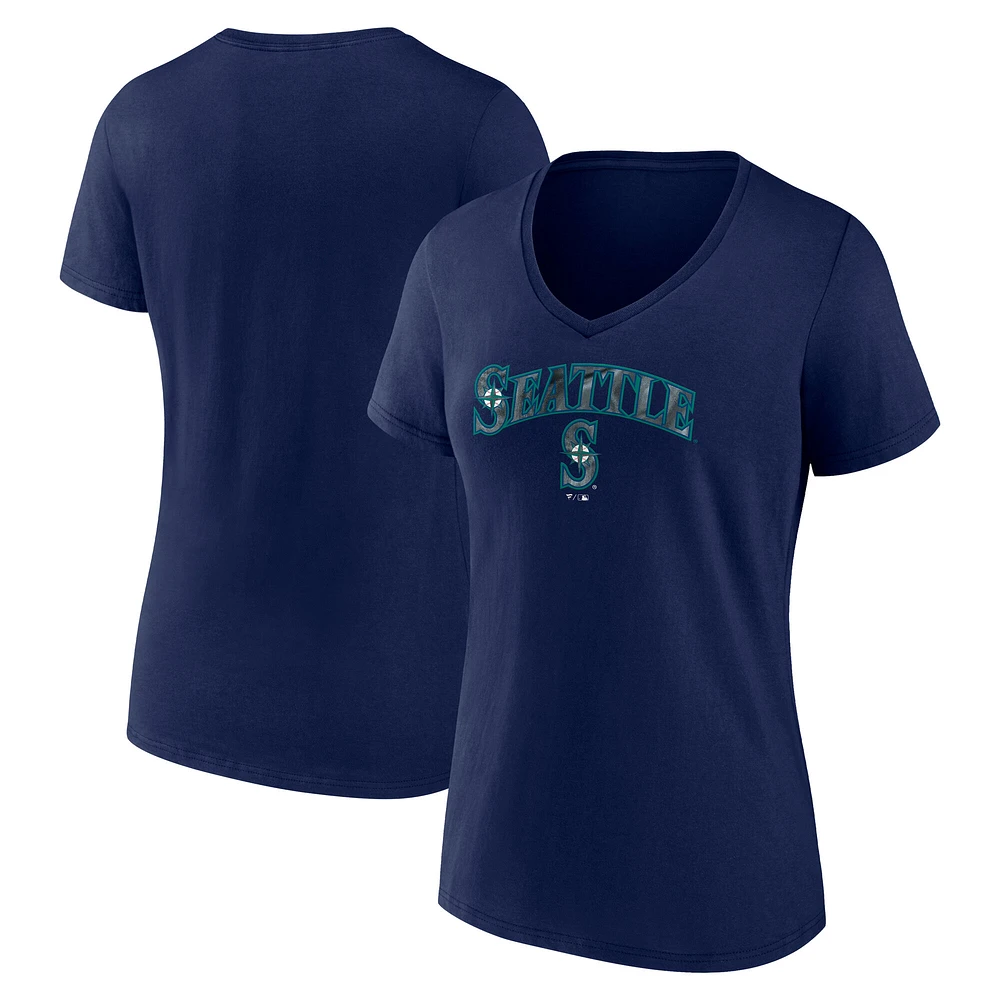 T-shirt à col en V Shine Bright pour femme de la collection Fanatics Navy des Seattle Mariners