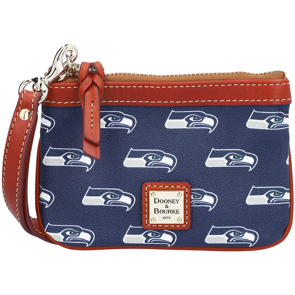 Dooney & Bourke Seattle Seahawks Signature Suki Crossbody avec poignet moyen