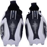 Chaussures de football dédicacées bleu marine, blanc et argent Beast Mode B.T.A Elite des Seattle Seahawks par Marshawn Lynch