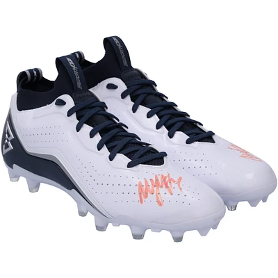 Chaussures de football dédicacées bleu marine, blanc et argent Beast Mode B.T.A Elite des Seattle Seahawks par Marshawn Lynch