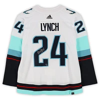 Maillot adidas Seattle Kraken blanc autographié par Marshawn Lynch des Seattle Seahawks - Édition limitée à 24 exemplaires