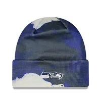 Men's New Era Navy NFL 2022 Sideline Ink Dye Cuffed Knit Hat