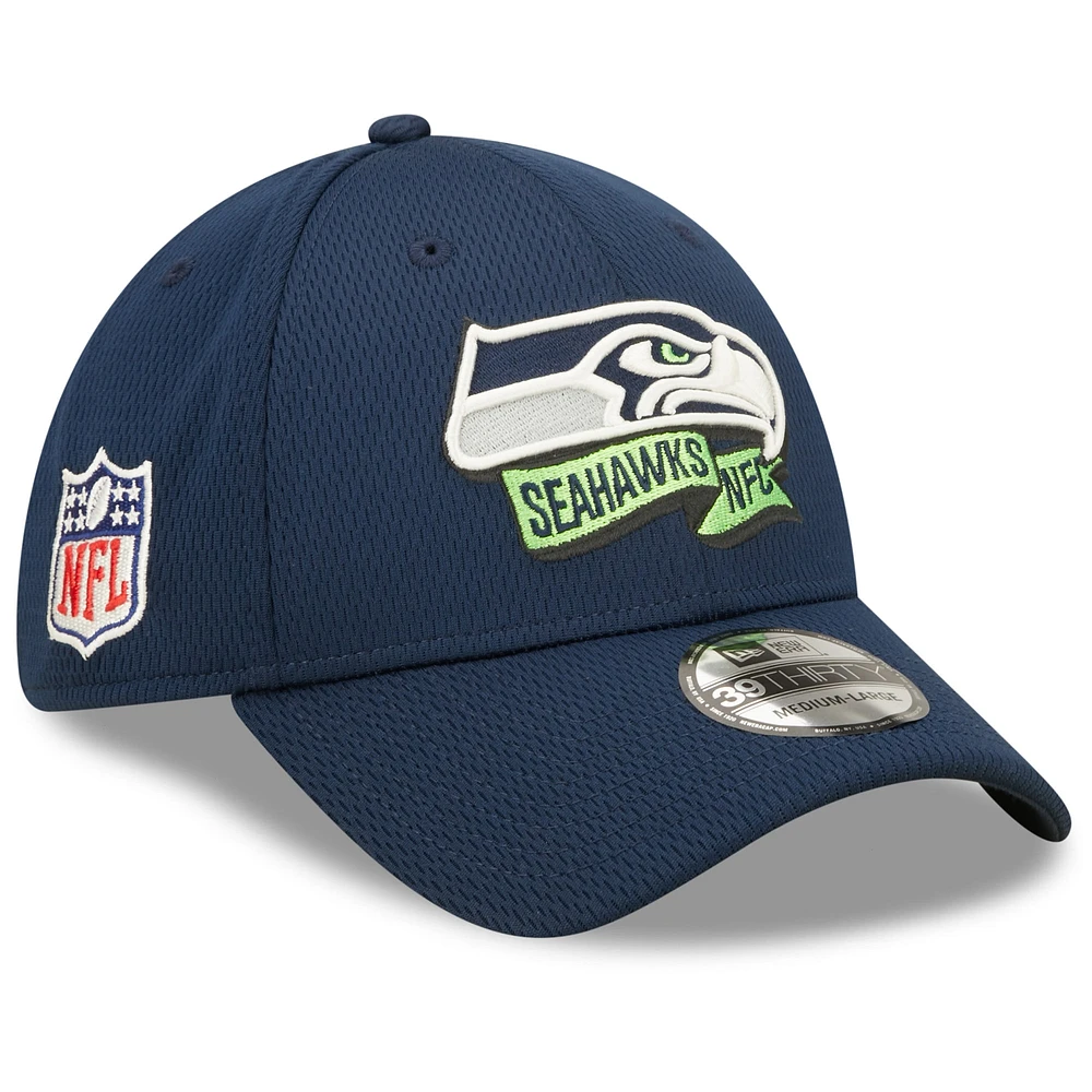 Men's New Era College Navy Seattle Seahawks 2022 Sideline 39THIRTY Coaches Flex Hat