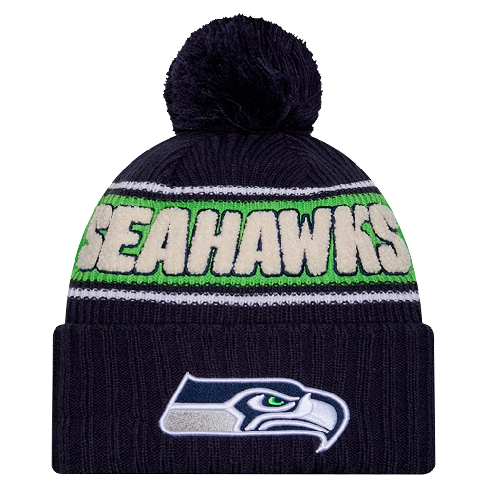 Bonnet en tricot à revers avec pompon pour homme New Era College Navy Seattle Seahawks 2024 Sideline Sport