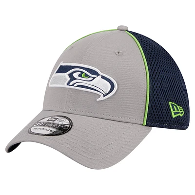 Casquette flexible 39THIRTY New Era pour hommes, gris/bleu marine universitaire, Seattle Seahawks Pipe