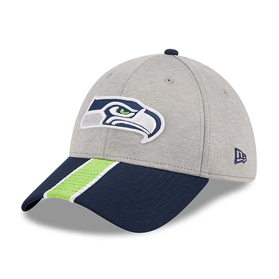 Casquette flexible 39THIRTY rayée Seattle Seahawks New Era pour hommes, gris chiné/bleu marine universitaire