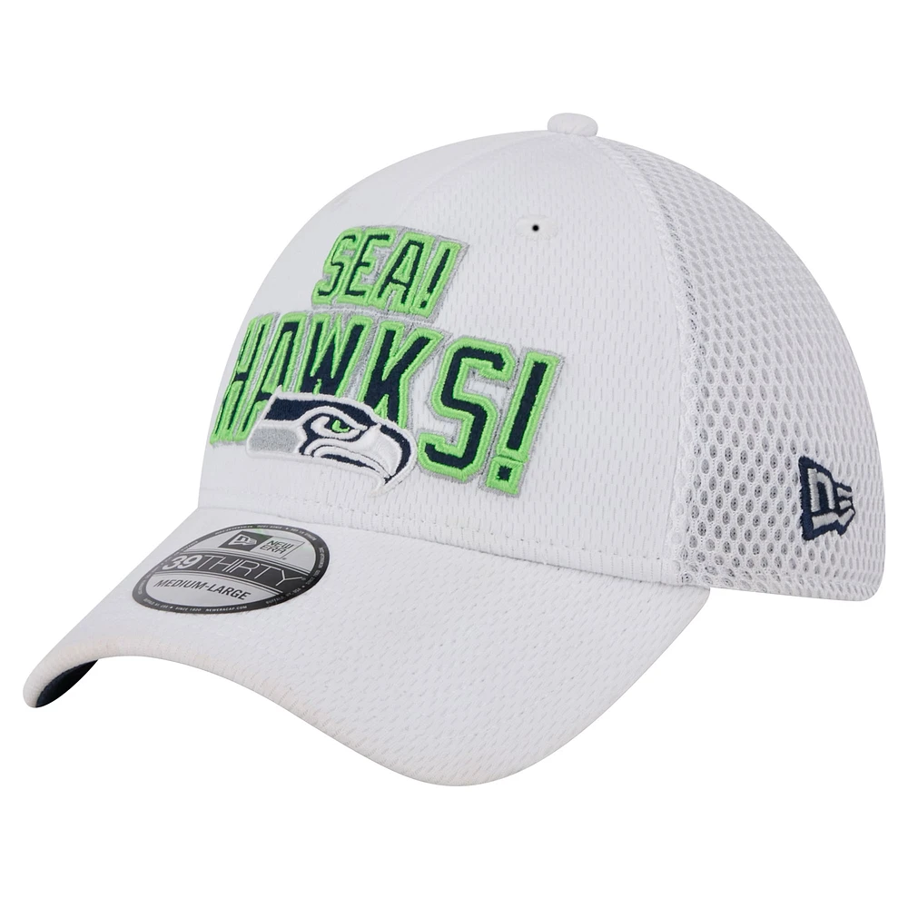 Men's New Era White Seattle Seahawks Breakers 39THIRTY Flex Hat