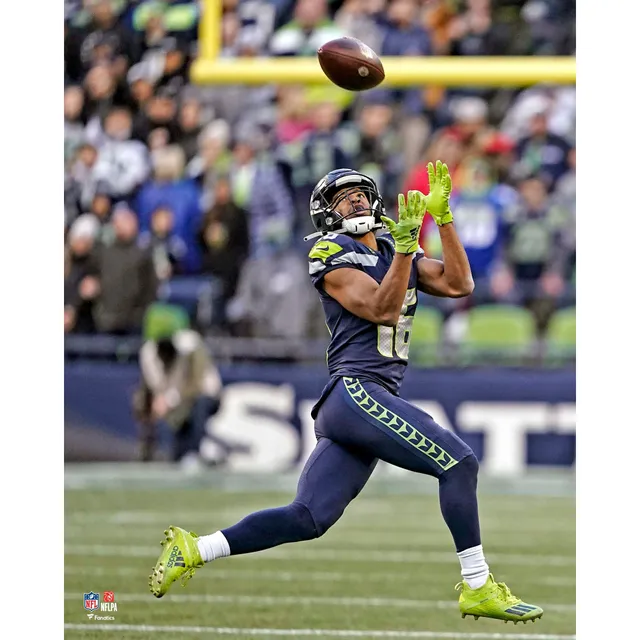 Dk Metcalf Seattle Seahawks Unsigned Goes Up for Touchdown Catch Photograph