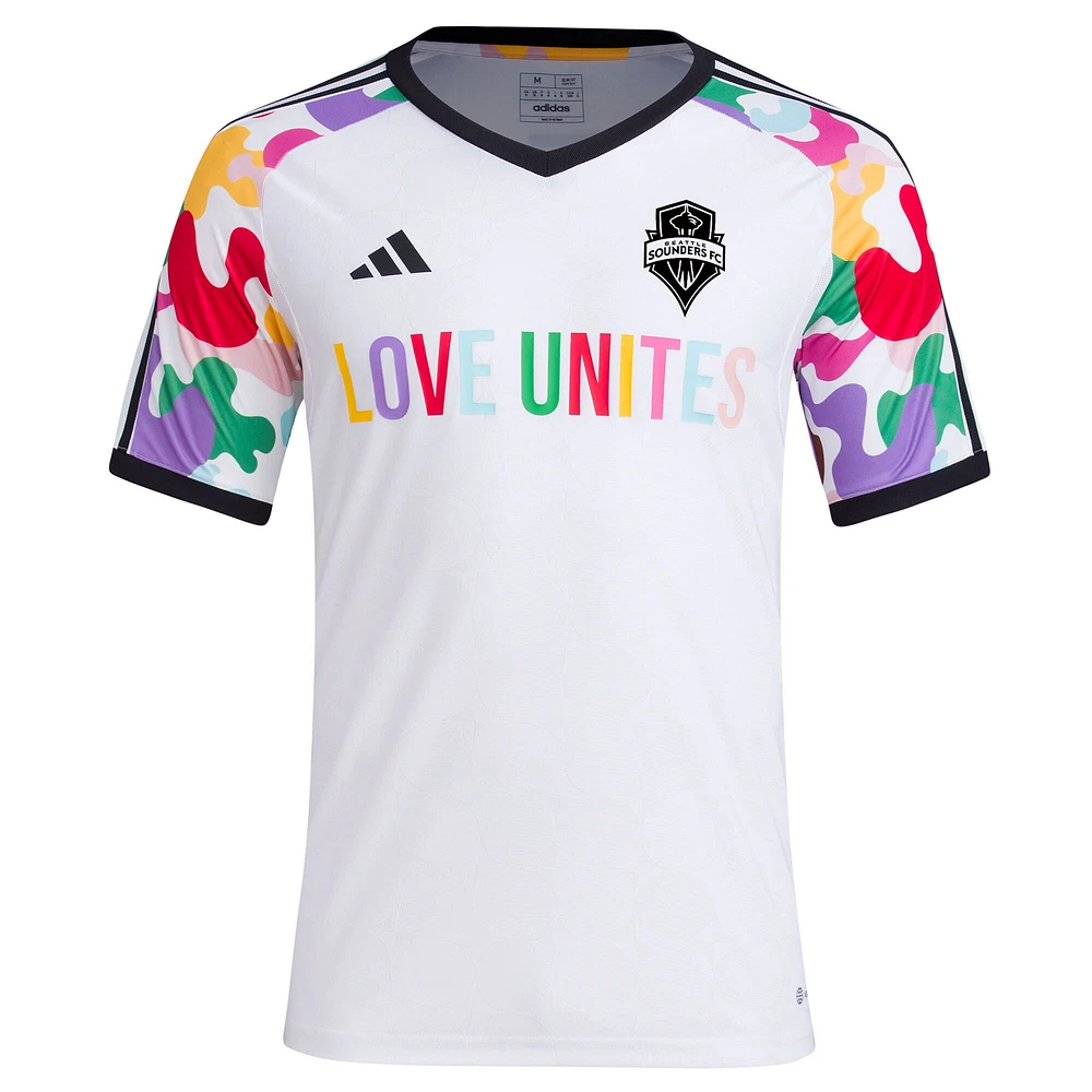 Haut d'avant-match adidas Seattle Sounders FC 2023 Pride pour homme, blanc