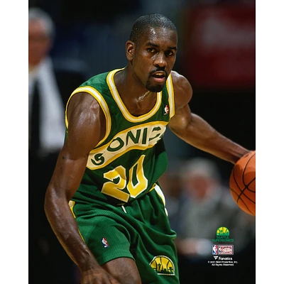 Gary Payton Seattle SuperSonics Unsigned Hardwood Classics Dribbling Photograph