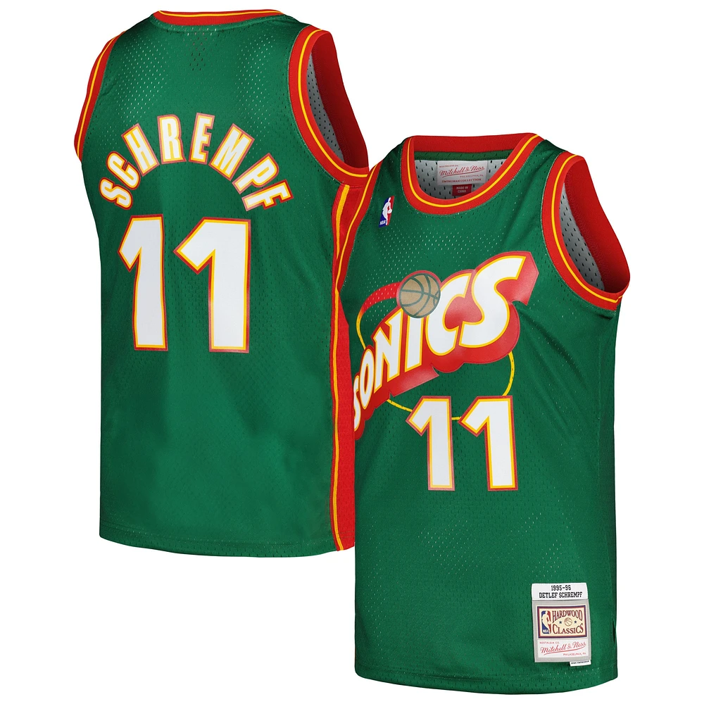 Men's Mitchell & Ness Detlef Schrempf Green Seattle SuperSonics 1995/96 Hardwood Classics Swingman Jersey