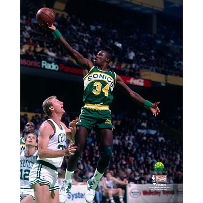 Xavier McDaniel Seattle SuperSonics Unsigned Hardwood Classics Finger Roll Photograph