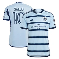 Maillot de joueur authentique adidas Daniel Salloi Sporting Kansas City 2024 Hoops 4.0 pour homme, bleu clair