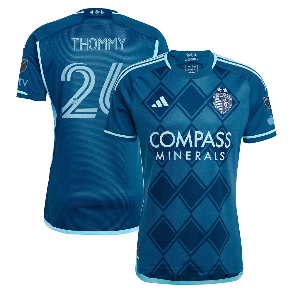 Maillot de joueur adidas Erik Thommy pour hommes, bleu marine, Sporting Kansas City 2024 Diamonds, Our Forever Authentic Player